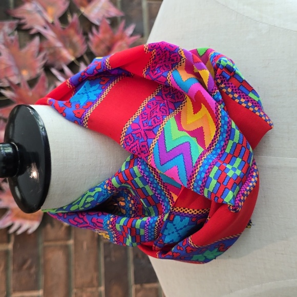 Vintage Accessories - Colourful Patterned Vintage Scarf